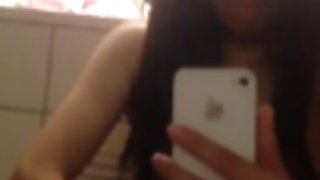 兩個俄羅斯母狗搞砸了她男朋友色情的所有洞