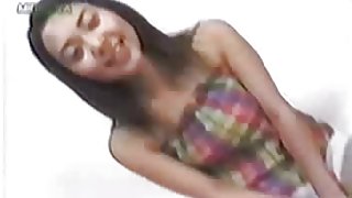 婊子與大山雀裝飾她的熱身色情